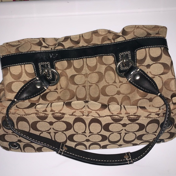 Coach Purse - Picture 4 of 4